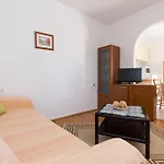 With Parking Space - 11702 Novi Vinodolski